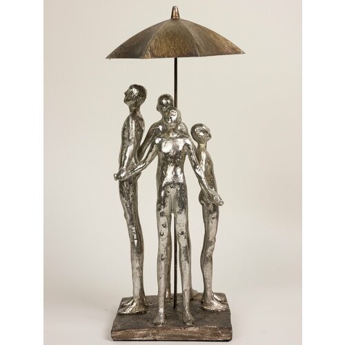 Фигурка интерьерная декоративная семья под зонтиком декор для дома офиса и интерьера 6960₽