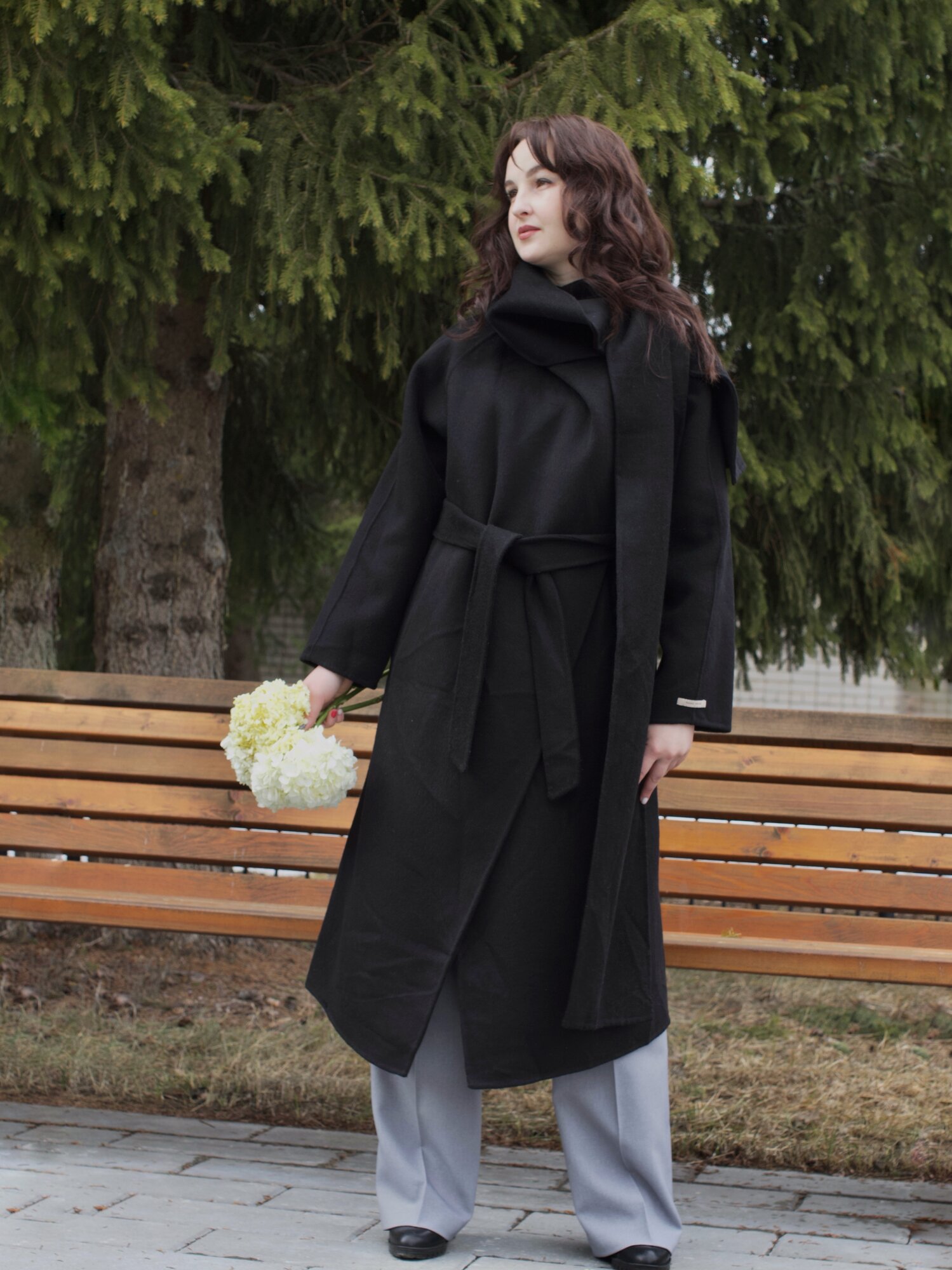 фото Пальто чёрное с шарфом, демисезонное, шерстяное, M-размер, бренд JULIYASTORE