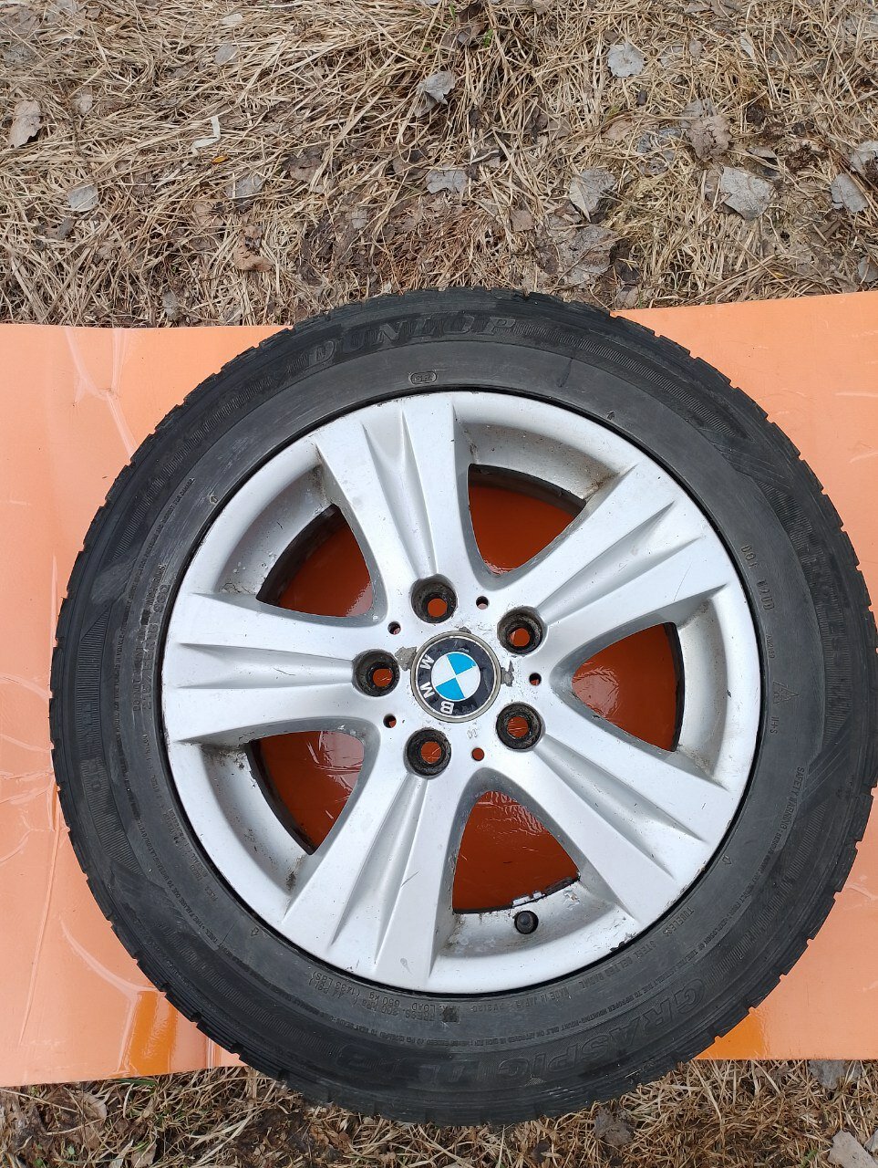 Комплект колес BMW 5/120/7JXR16 ET44 D72.6 в сборе с летней резиной Dunlop Graspic DS3 215/55 91V