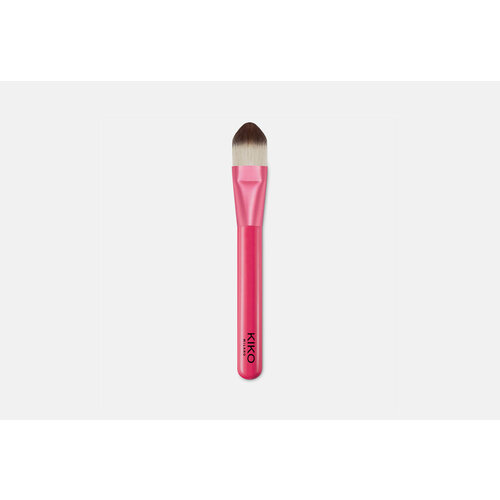 Плоская кисть для жидких или кремообразных тональных средств KIKO MILANO, SMART FOUNDATION BRUSH 1шт