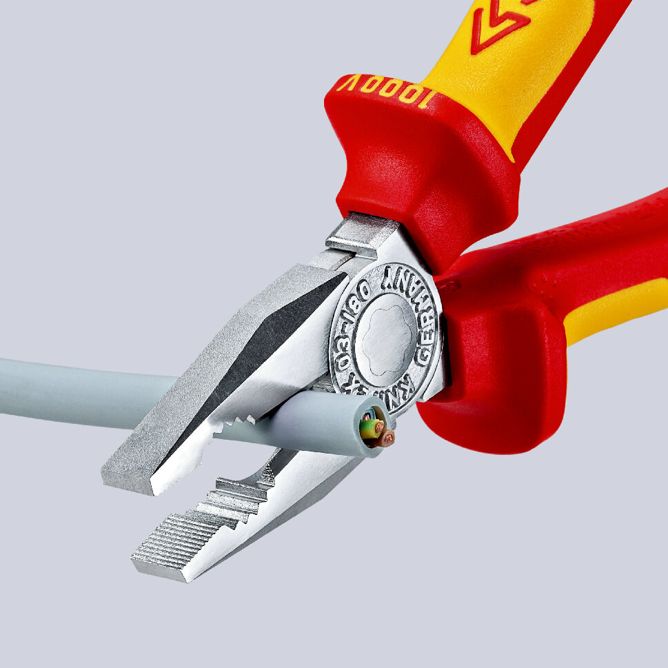 Плоскогубцы KNIPEX комбинированные VDE, 180 мм, хром, 2-комп диэлектрические ручки, проушина для страховки KN-0306180T