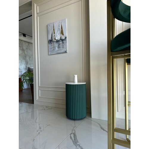 Чехол бочка на бутыль 19 л, Столешница-искусственный камень.