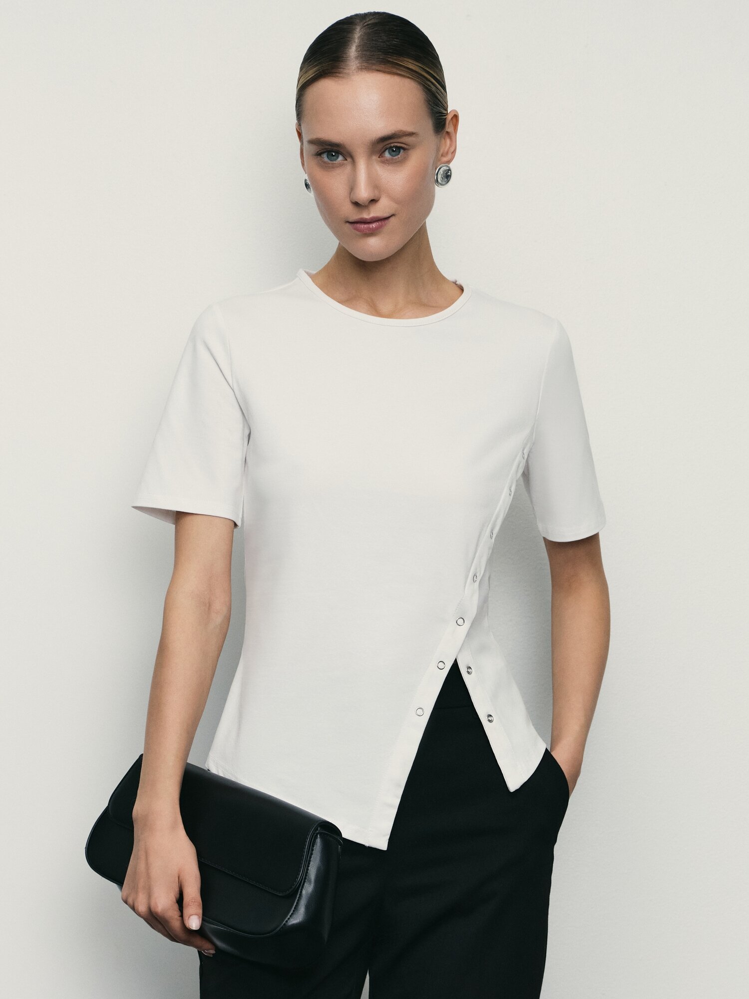 Футболка Zarina, размер 2XS (RU 40), белый