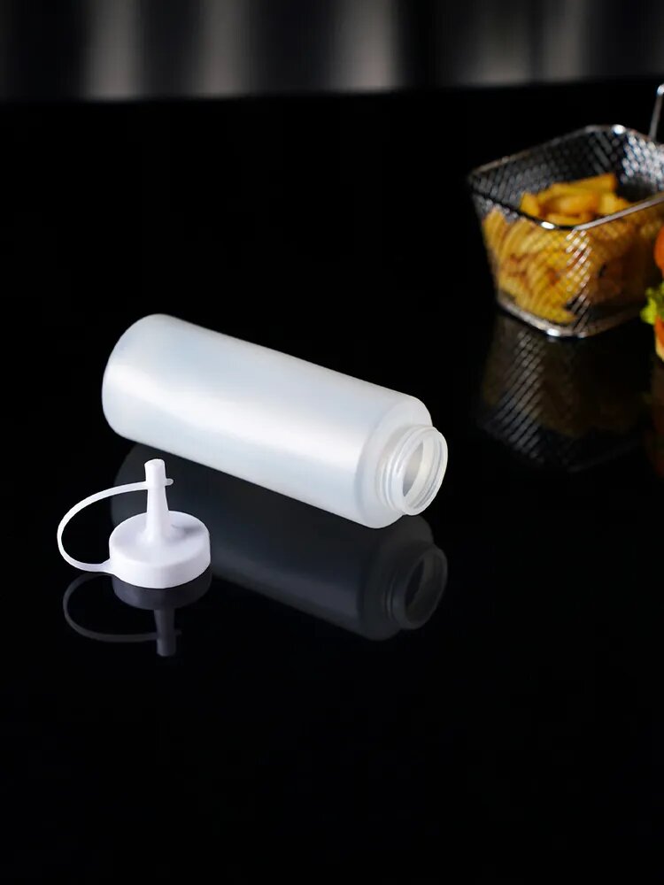 Бутылка пластиковая для соуса с колпачком Доляна, 350 мл, 6×19 см, цвет белый — фото 1