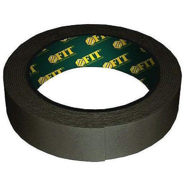 фото Лента клейкая монтажная двухсторонняя Fit на вспененной основе 12 мм-5 м черная