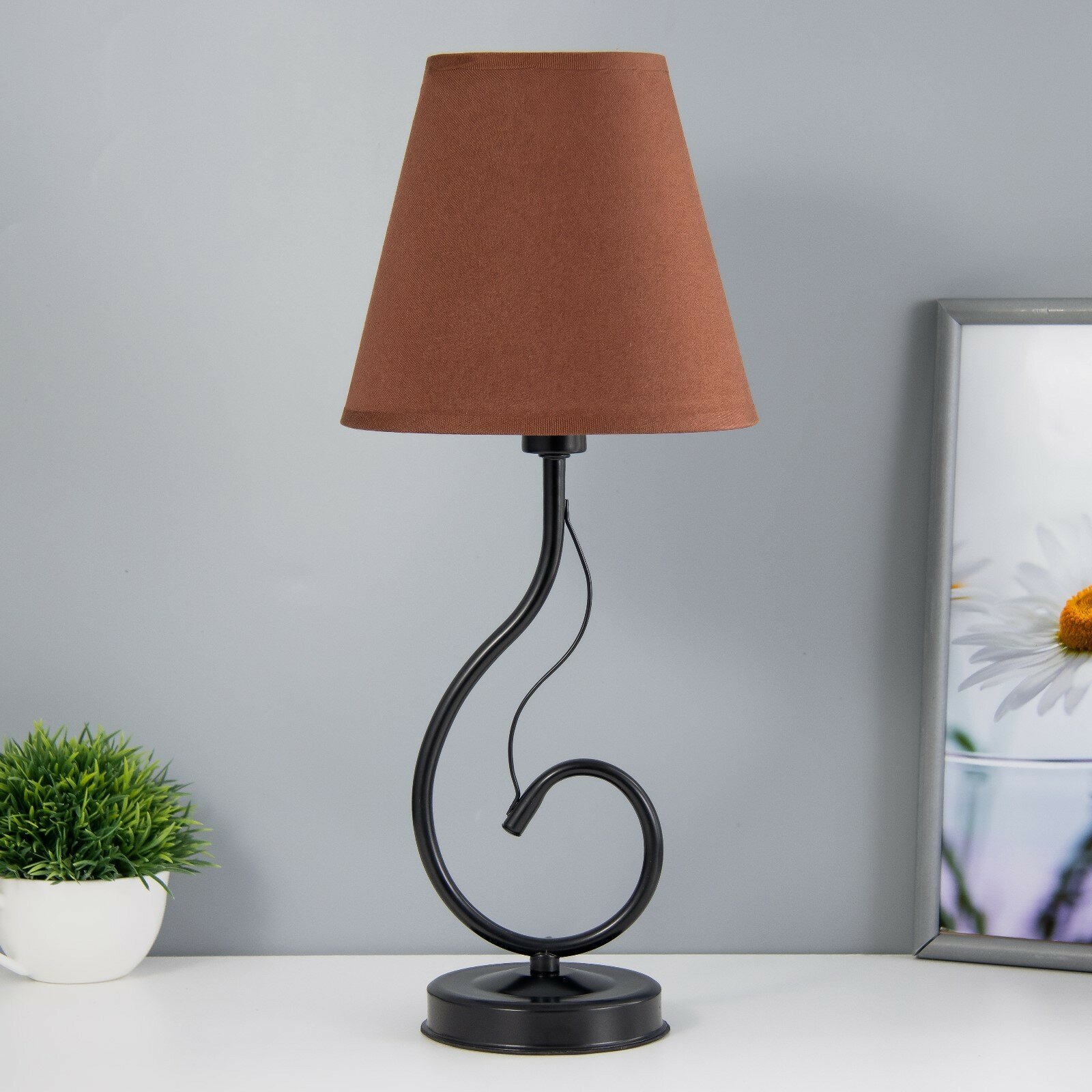 фото Лампа настольная Марсель 1х15Вт Е14 18х18х42см черный/шоколад RISALUX