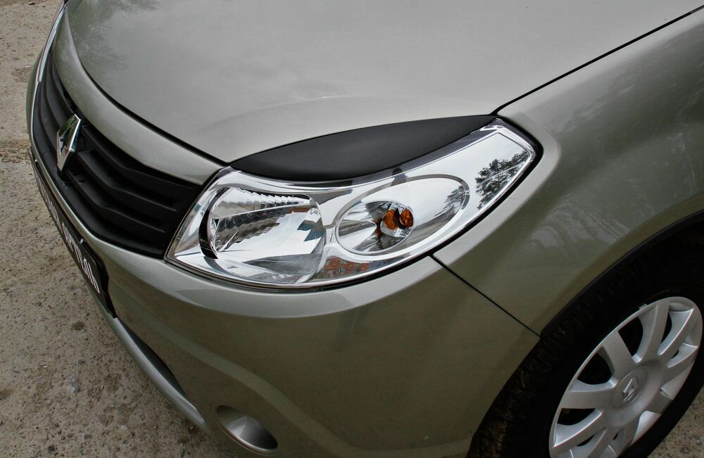 Реснички на фары для Renault Sandero 2009-2013