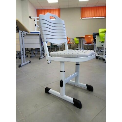 Стул ученический регулируемый, серый пластик, СУ-68ПР