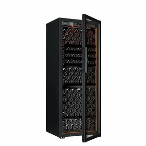 Винный шкаф Eurocave V-Revel-L Стеклянная дверь Full glass, Стандартная комплектация, поддоны - чёрный глянец