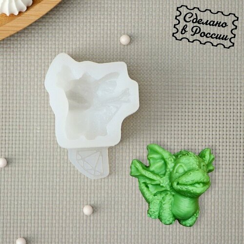 Силиконовая молд Конфетка дракоша размеры 3838 см толщина 22 см цвет прозрачный 1163₽