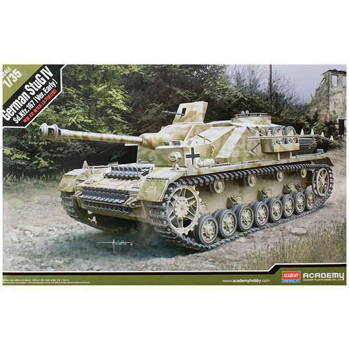 13522 Academy Немецкая САУ StuG IV Sd. Kfz.167 (Ver. Early) (1:35) сборная модель sd kfz 167 stug iv early production w zimmerit 2 in 1