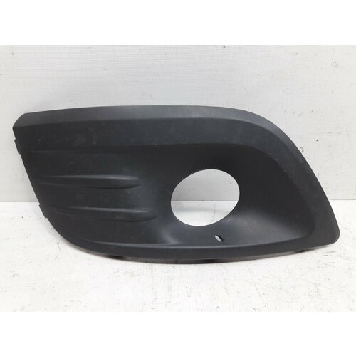 Рамка противотуманной фары ВАЗ LADA Largus правая Димитровград 639₽