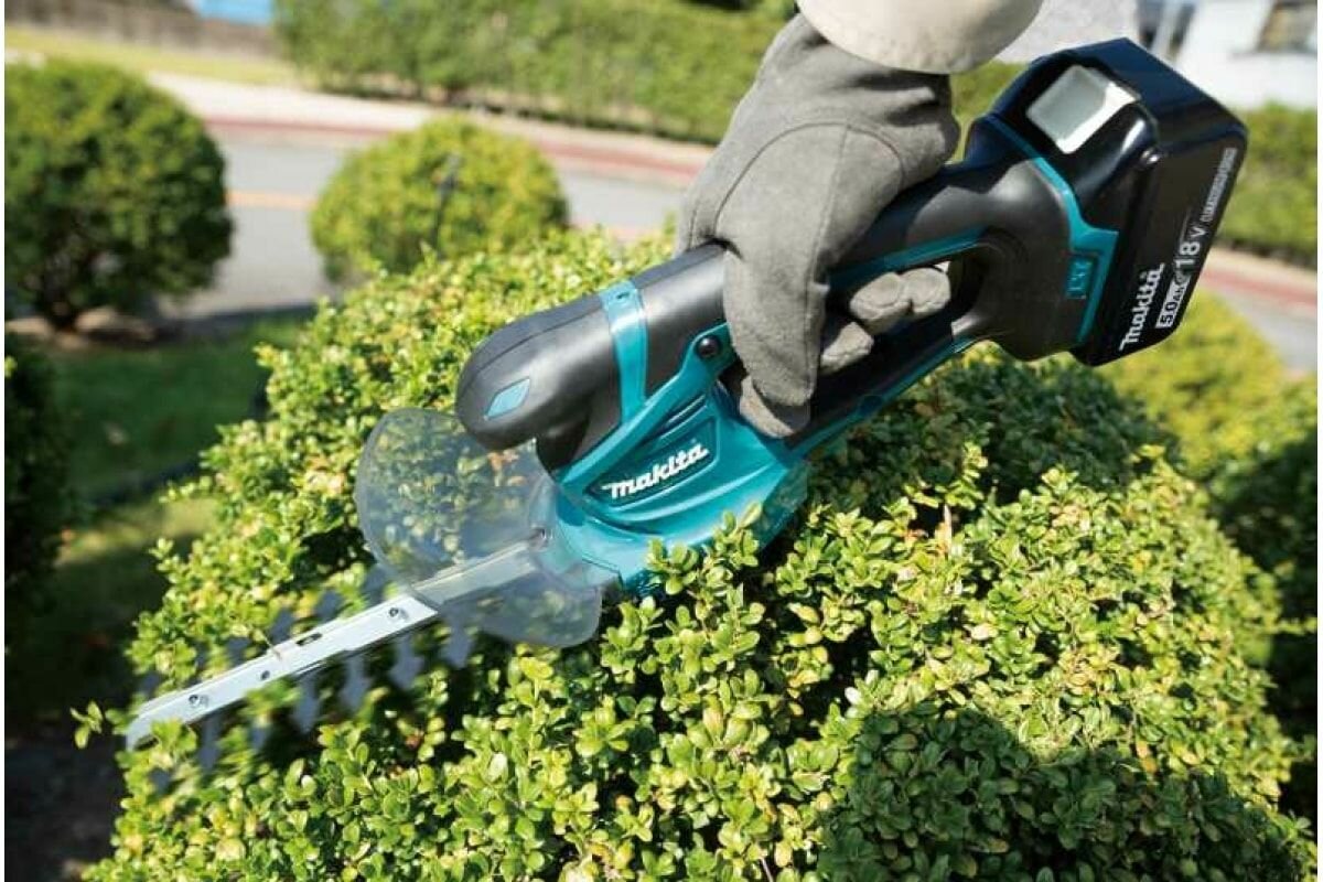 Аккумуляторные ножницы для травы Makita LXT 18В BL1815N DUM111SYX (Нож для травы; Нож для кустарников; Аккумулятор; Зарядное устройство) - фотография № 8