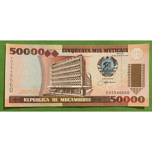 мозамбик 50 метикал 2011 г антилопы unc пластик Банкнота Мозамбик 50000 метикал UNC