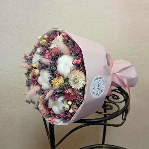 Авторский букет с лавандой 