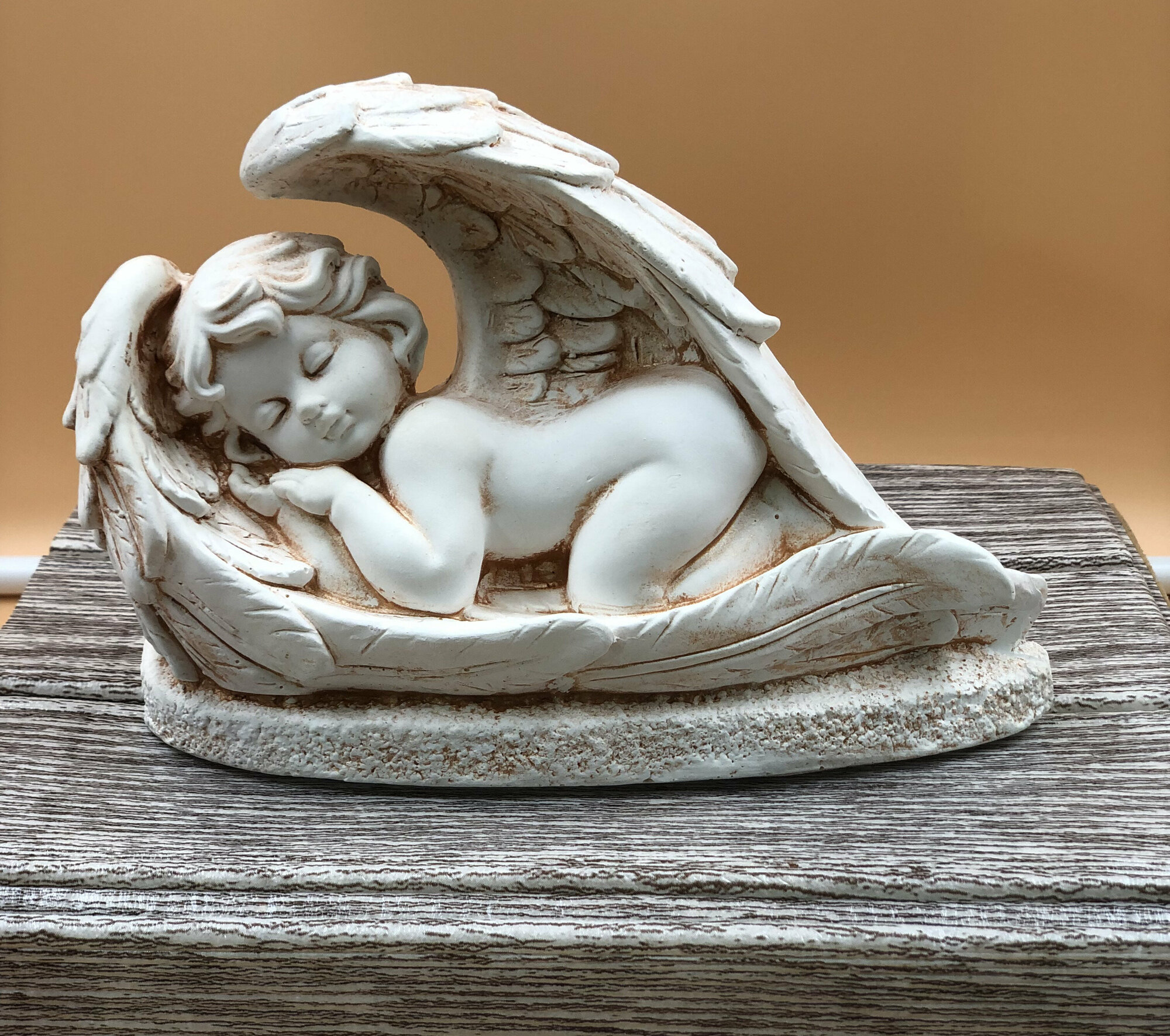 фото Статуэтка: "Спящий ангел" на лево, бронза, 19*7*13,5? ARTVACH & Статуэтки для интерьера