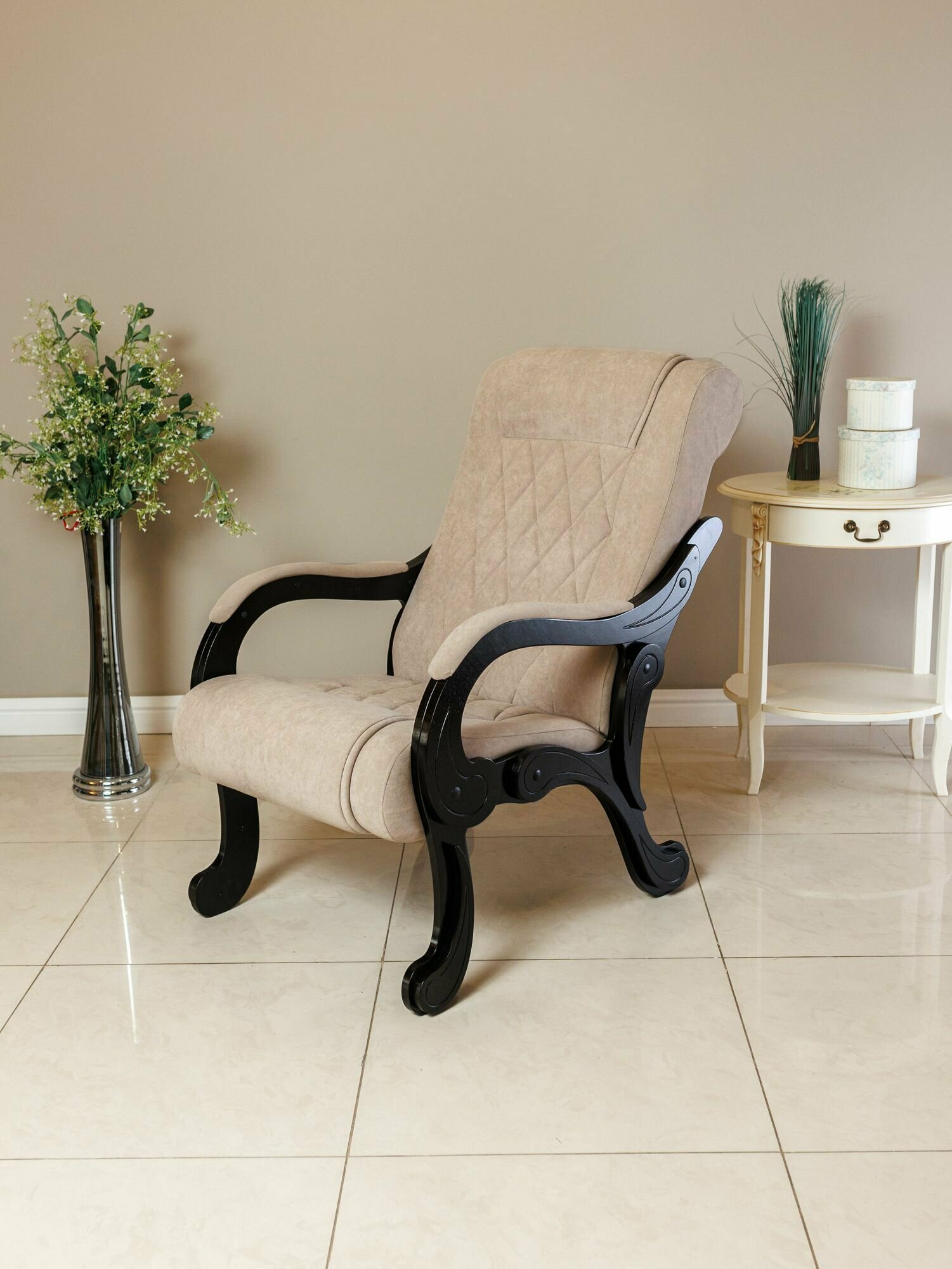 Кресло для отдыха мягкое деревянное Веста