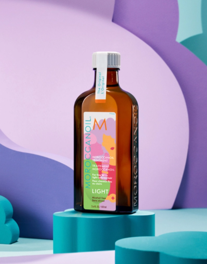 Восстанавливающее масло Light для тонких светлых волос (спец. выпуск) Moroccanoil - фото №2