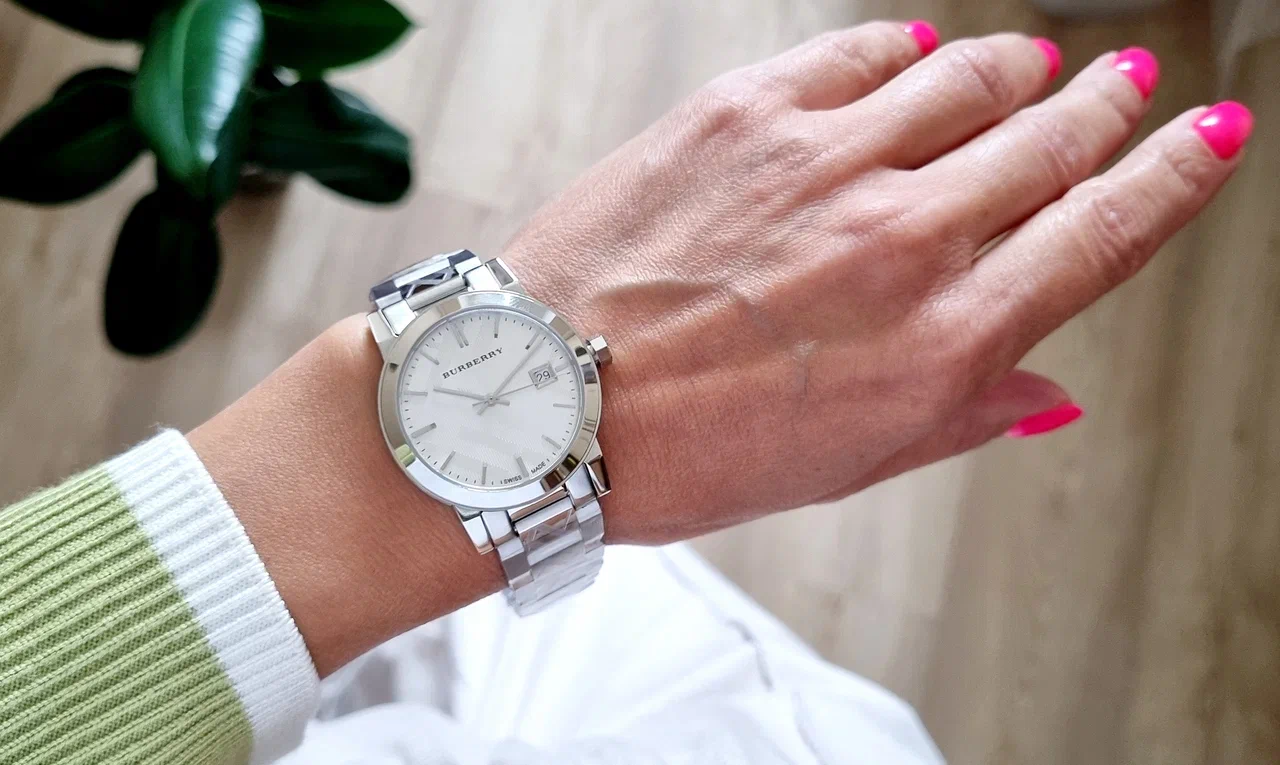 Burberry BU9355