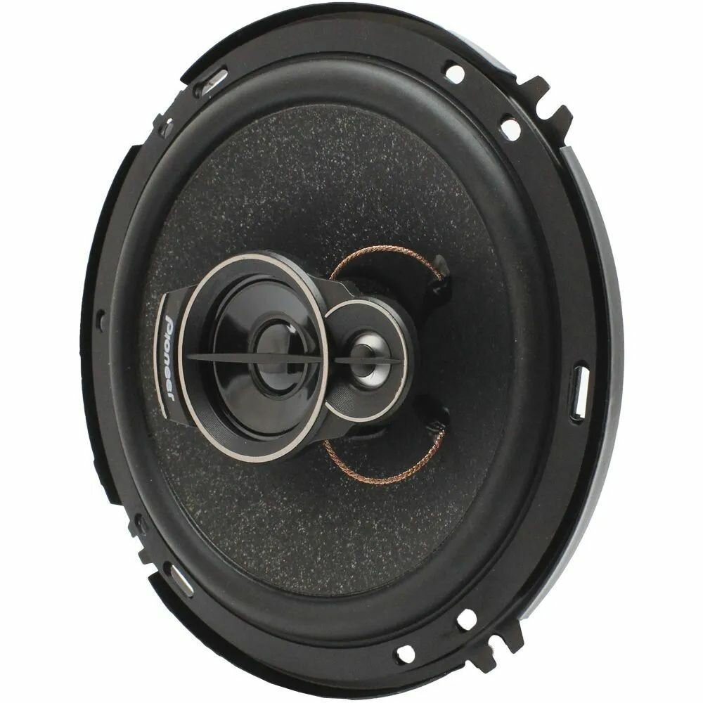 Автомобильные динамики "Pioneer TS-A1696S" / Комплект из 2 штук / Коаксиальная акустика 3-х полосная, 16 См (6 Дюйм.), 400 Вт.