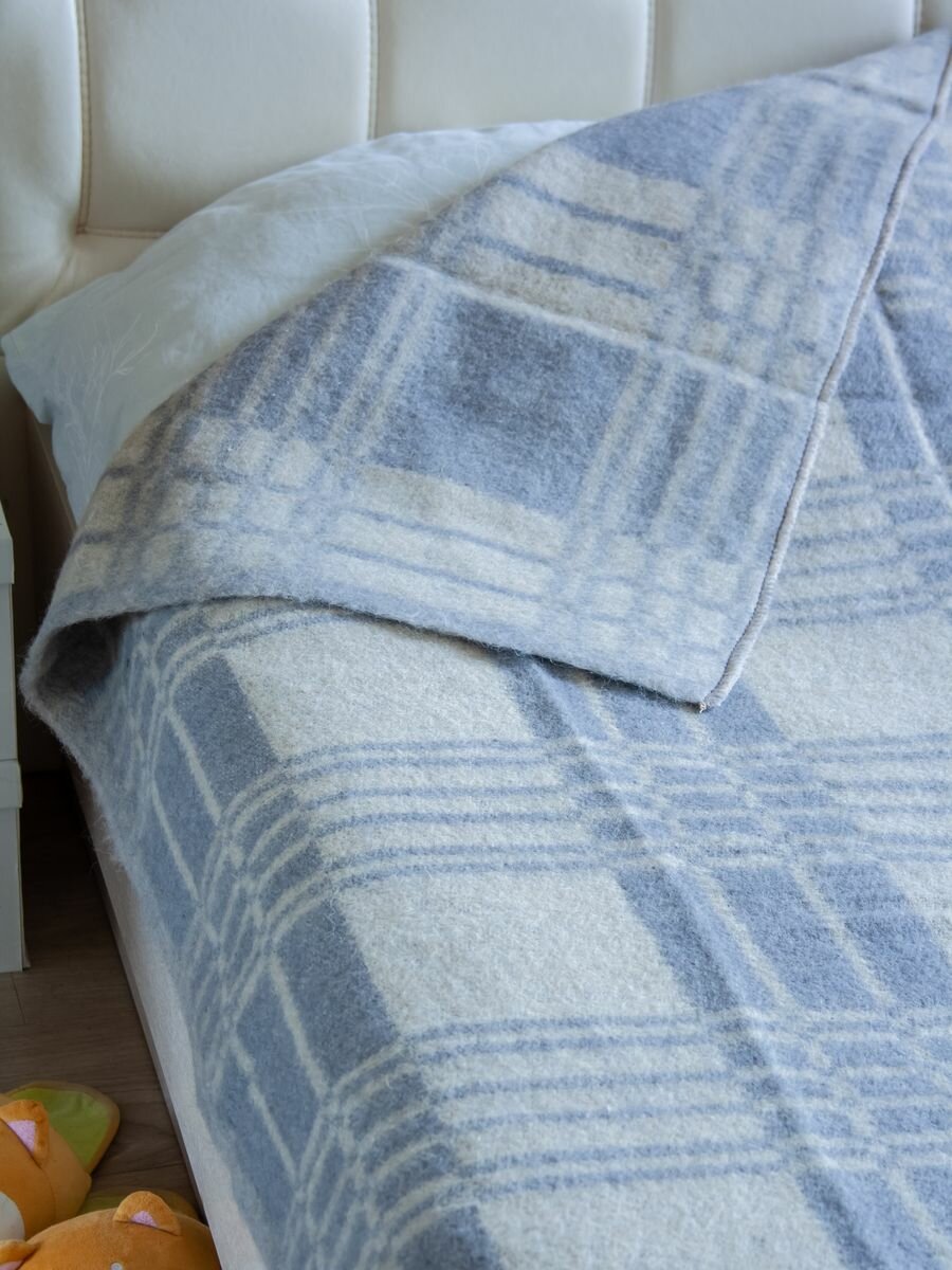Одеяло 1.5 спальное полушерстяное 140х205см гостовое серое - фотография № 2