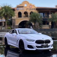 Металлическая инерционная машинка BMW БМВ М8 - это настоящая находка для любителей моделей автомобилей. Она выполнена  ...