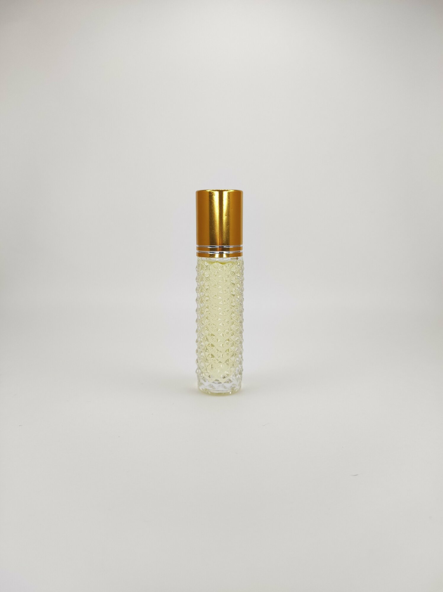 Perfum Secrets; Духи масляные; La Vie Est Belle; Ла Ви Эст Бель роликовый флакон 8 мл — фото 1