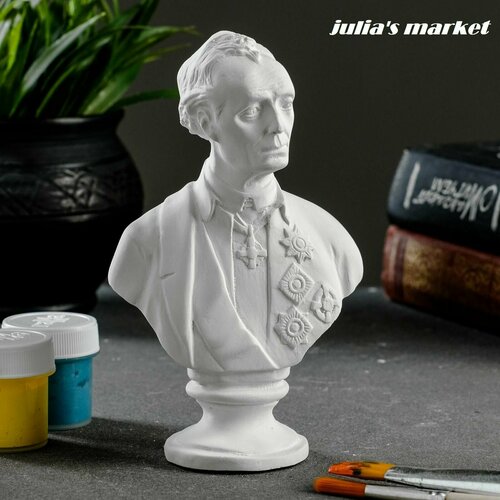 Бюст Суворов, размер 13х10х5см