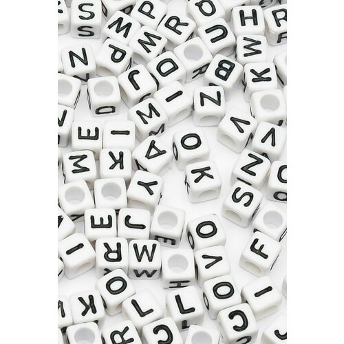 Бусины квадратные Буквы английские 6 мм (500 гр) SF-7265, белый/черный бусины квадратные с буквами 6 мм английские буквы