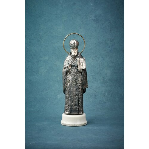 Настольная бронзовая скульптура 