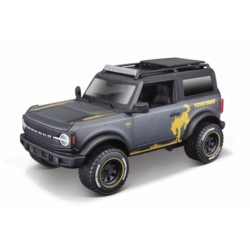 Машинка Maisto - 1/24 Ford BRONCO Badlands 2021 32541 maisto машинка металлическая 1 18 2021 ford bronco wildtrak 21 темно синий