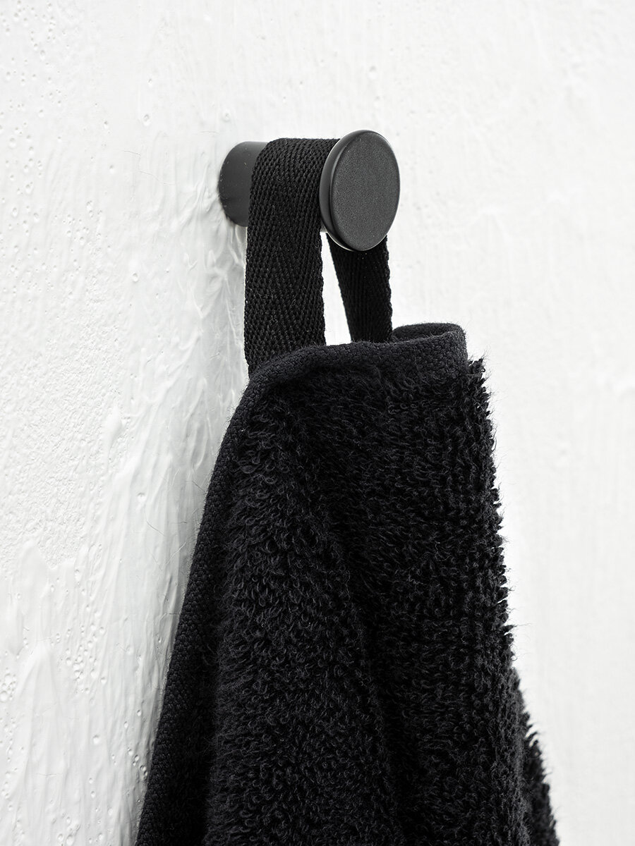 Karna Набор из 2 полотенец Ramin цвет: черный (50х90 см, 70х140 см) - фотография № 4