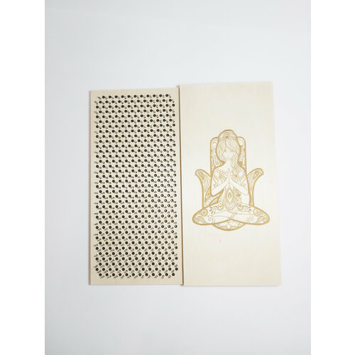 фото Доска с гвоздями садху девушка solncev