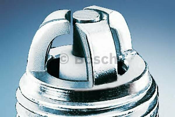 Свеча зажигания Bosch 0241235756