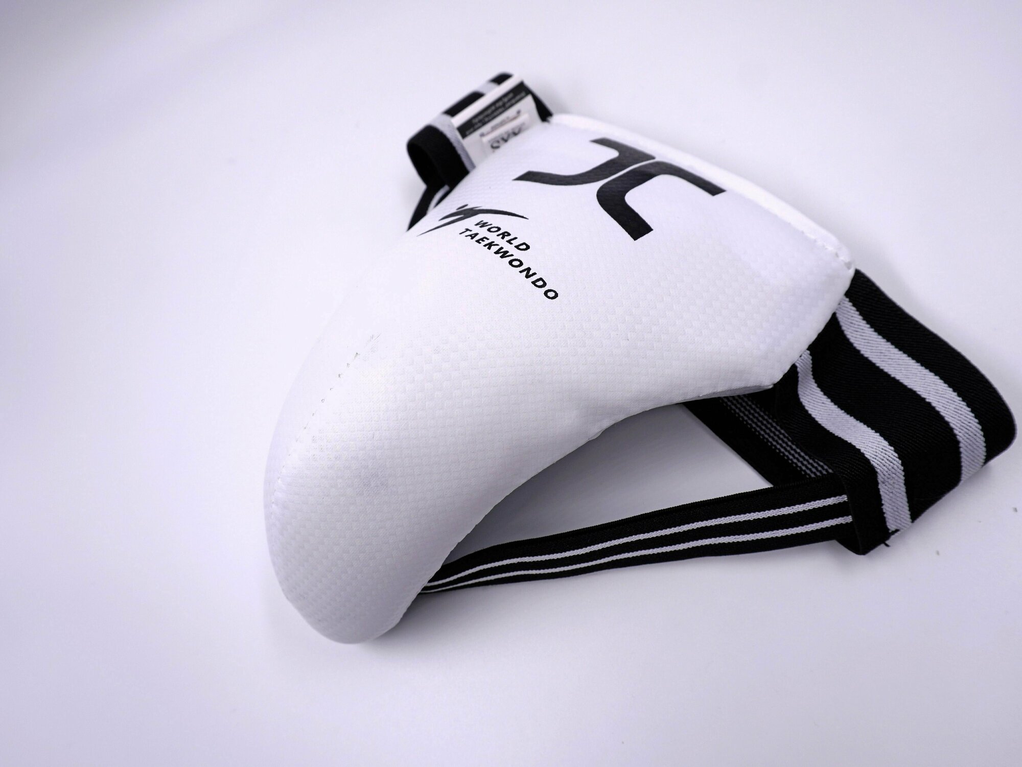 Защита паха adidas aditgf01