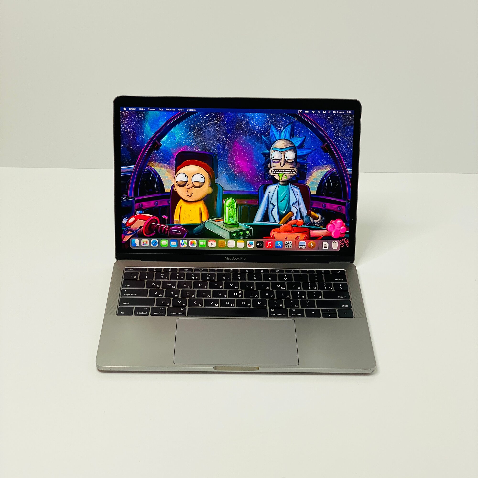 MacBook Pro 13 2018 i5 16gb 256gb — купить в интернет-магазине