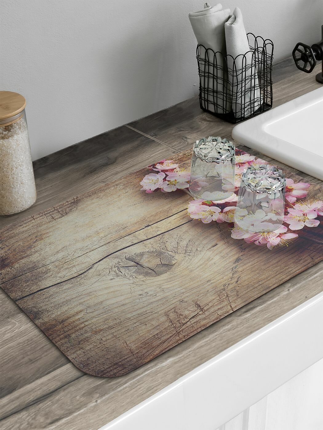 Коврик для сушки посуды впитывающий для кухни JoyArty "Цветки вишни" овальный 58x38 см