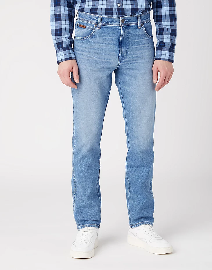 Джинсы классические Wrangler Texas Slim