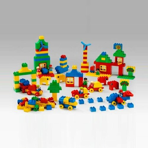 конструктор lego duplo 10526 питер пэн в гостях у джейка 39 дет Конструктор LEGO Duplo 9230 Город