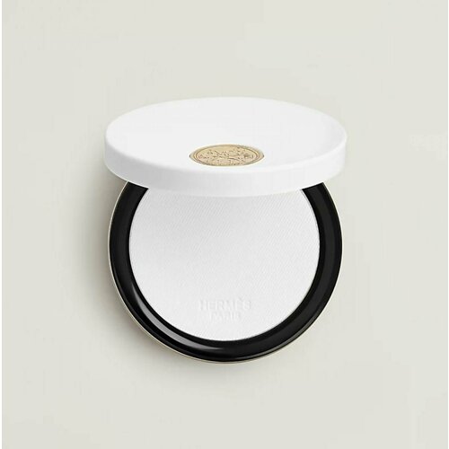 HERMES Матовая пудра Plein Air Radiant matte powder 01 Nuage 65 г 10000₽