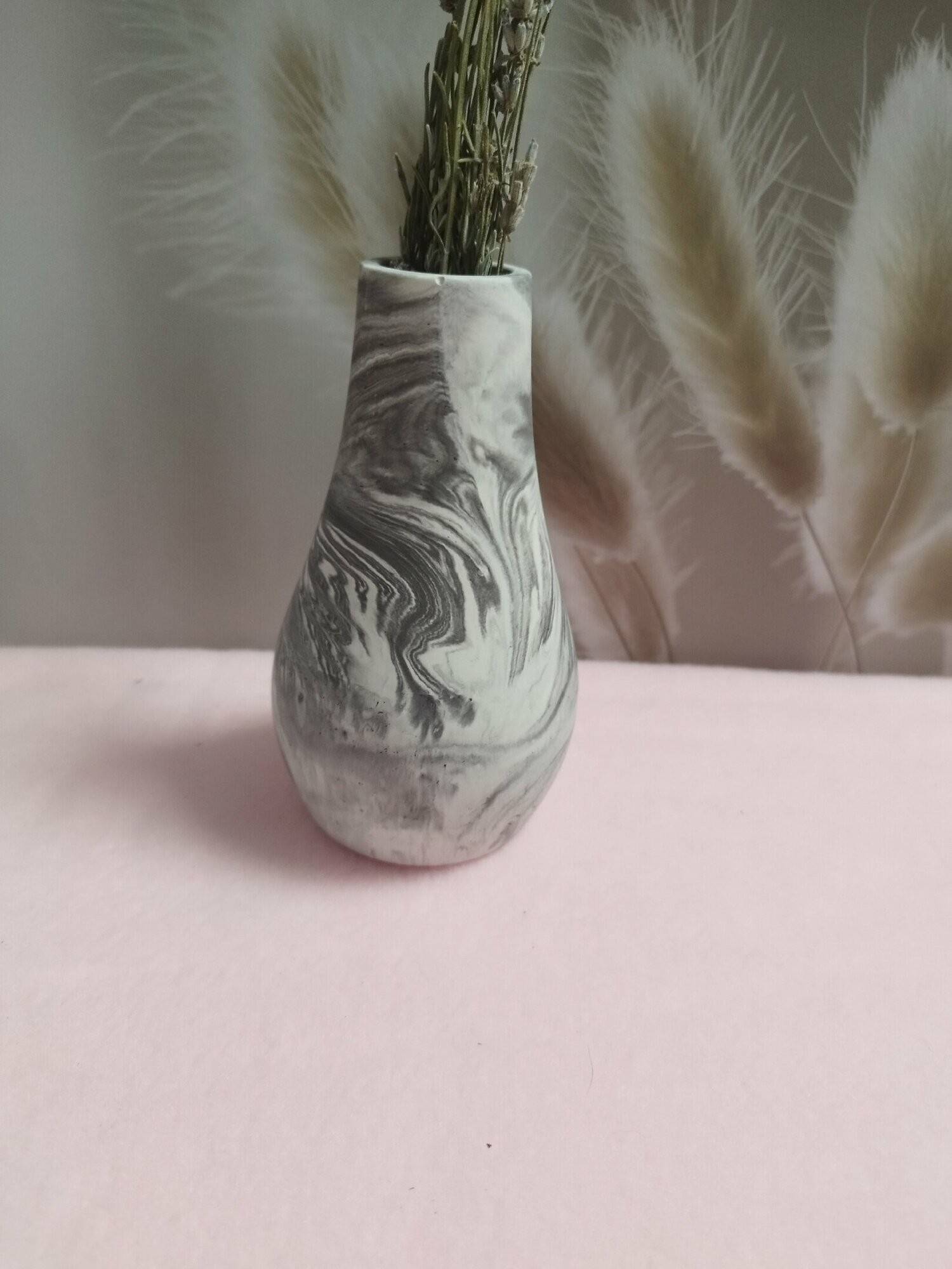 фото Ваза "Gipswithlove" - настольная ваза из гипса высотой 12 см для сухоцветов