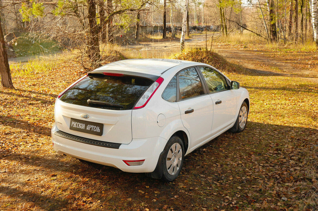 Накладка на задний бампер Ford Focus II 2008-2010 — фото 8