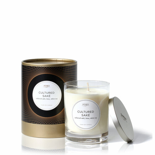 KOBO Свеча CULTURED SAKE большая в стекле 312 гр