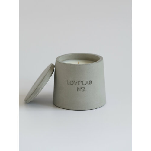 Свеча ароматическая LOVE'LAB №2 в подсвечнике, с крышкой, серая, арт. KSER212