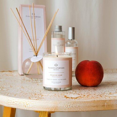 FRESH PEACH Средняя свеча в стекле, Plantes & Parfums