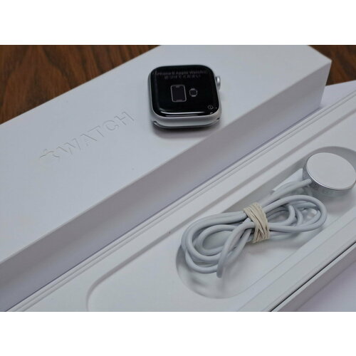 Умные часы Apple Watch Series 8 45mm 9176800₽