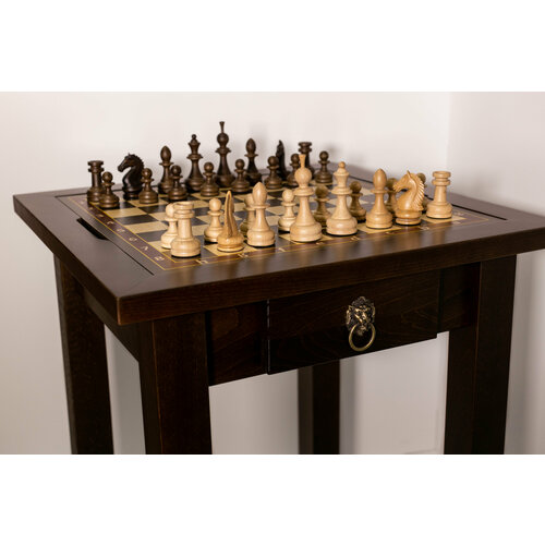 Шахматный стол 