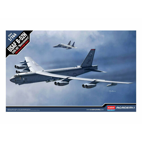 12622 Academy Американский бомбардировщик Boeing B-52H 20th BS Buccaneers (1:144)