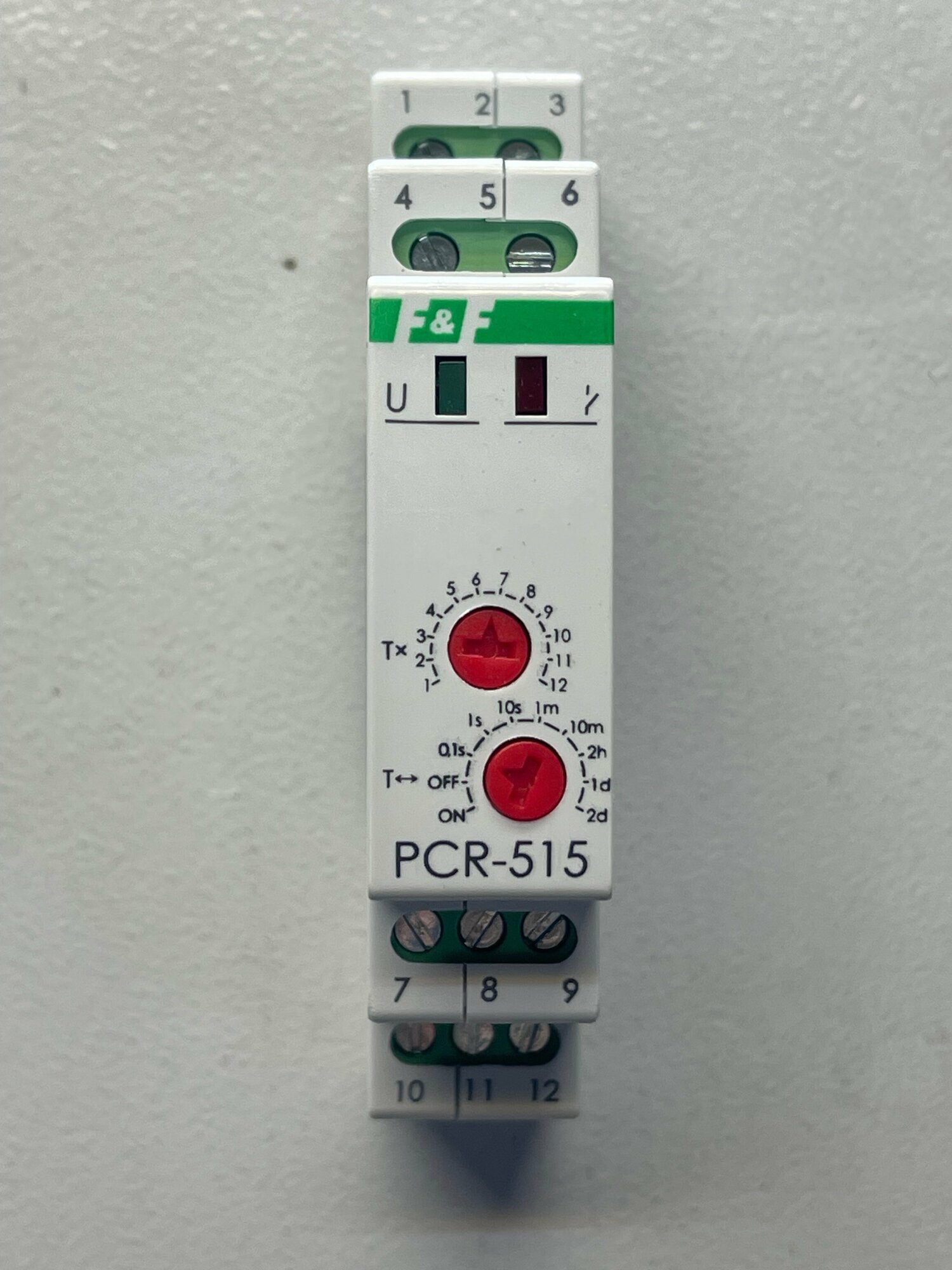 Реле времени PCR-515 0.1с - 24дн, 8А, 2NO/NC, задержка включения EA02.001.006