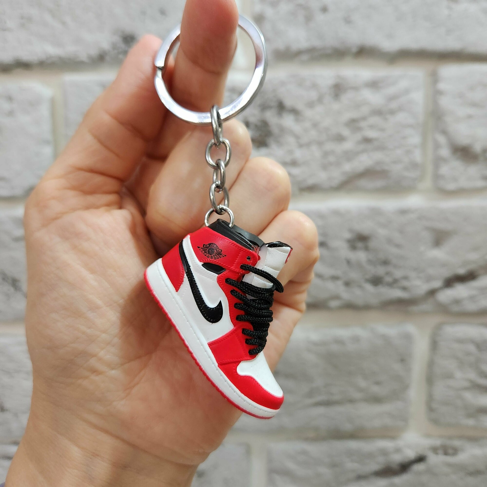 Брелок Nike Air Jordan 1